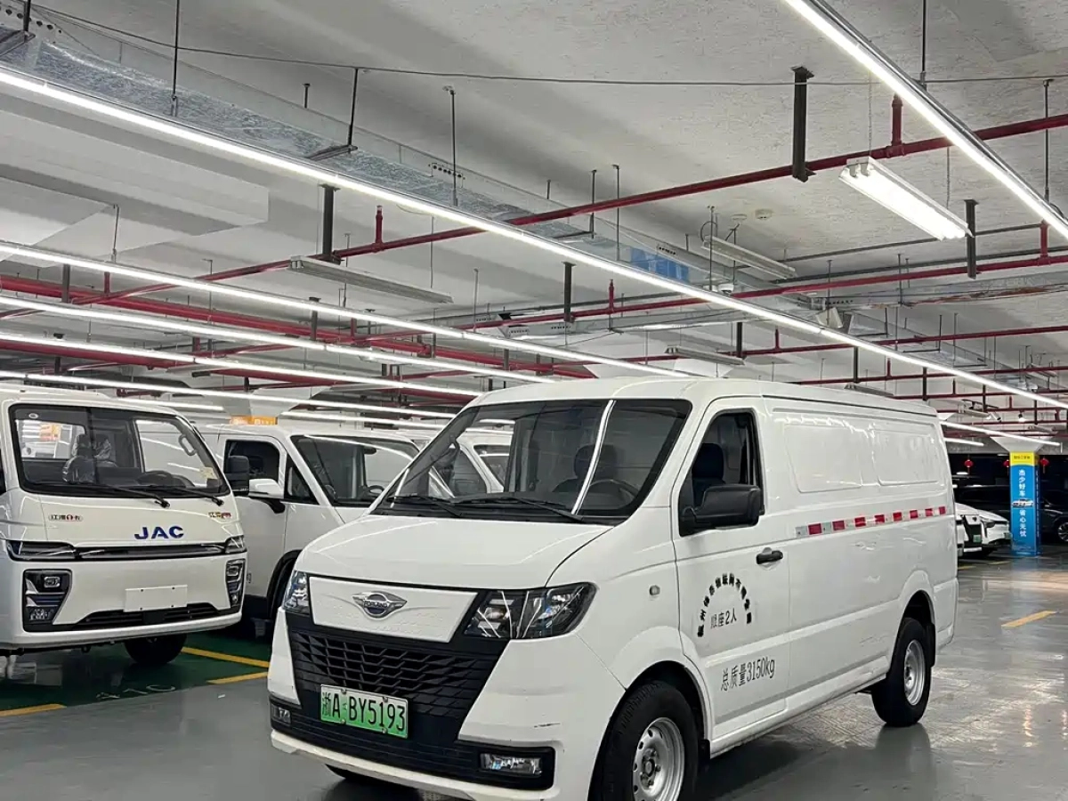 FOTON SHIDAI EV6