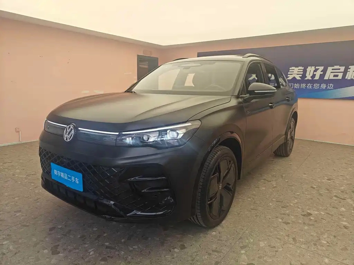 VOLKSWAGEN TIGUAN L  2024