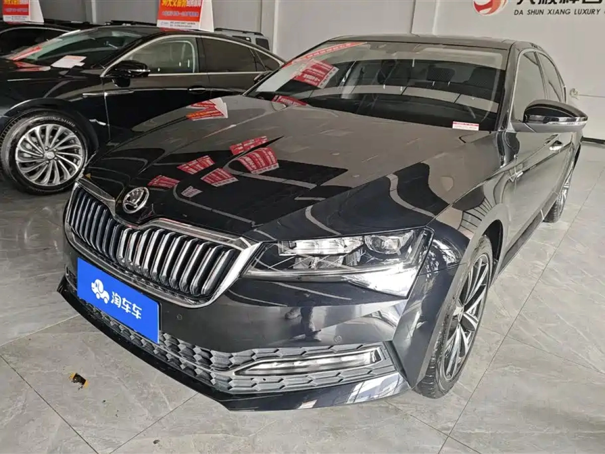 SKODA SUPERB  2024