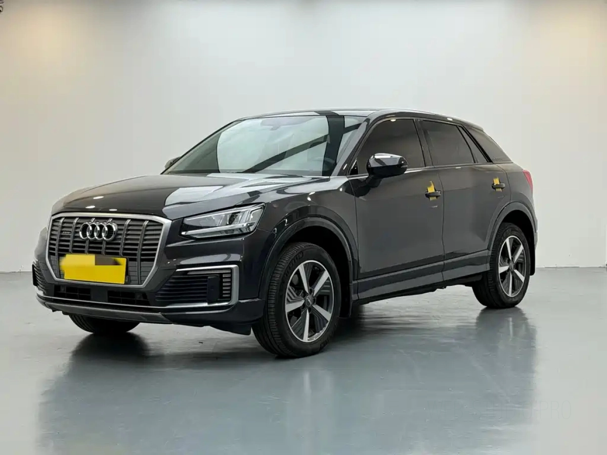 AUDI Q2L E-TRON  2021