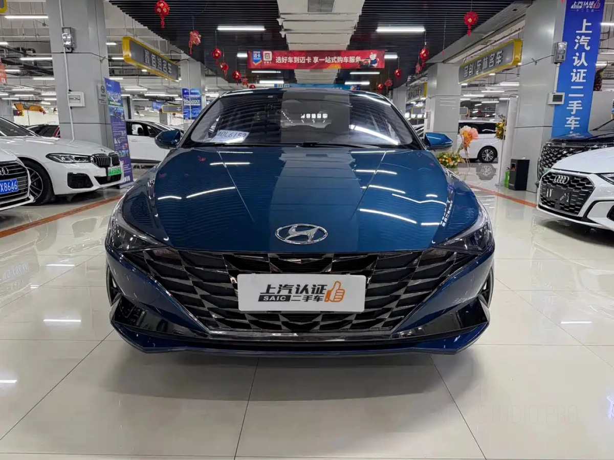 HYUNDAI ELANTRA