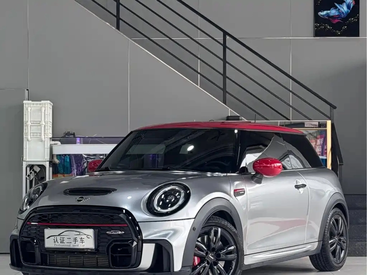 MINI JCW COUNTRYMAN  2023