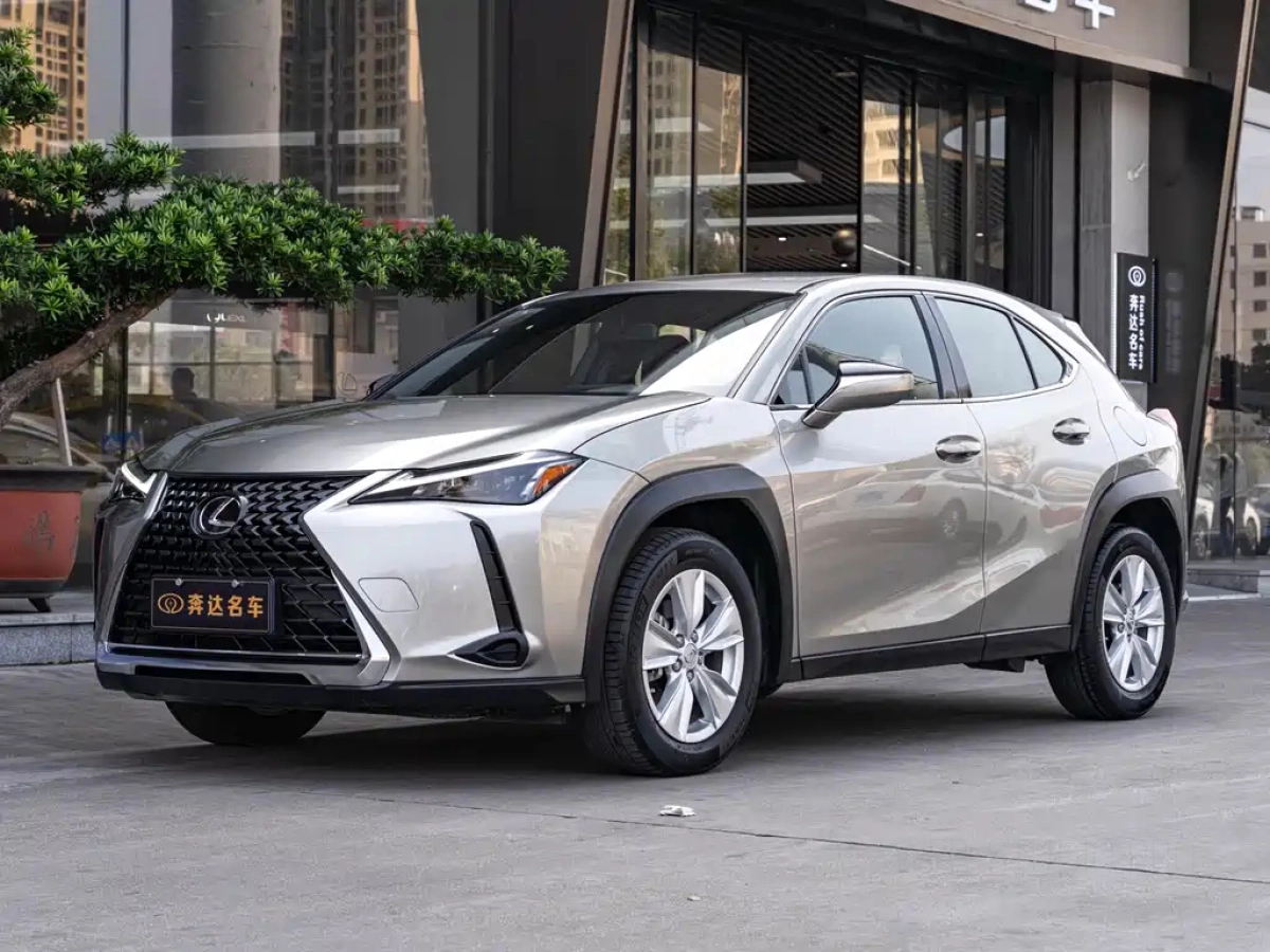 LEXUS UX  2023