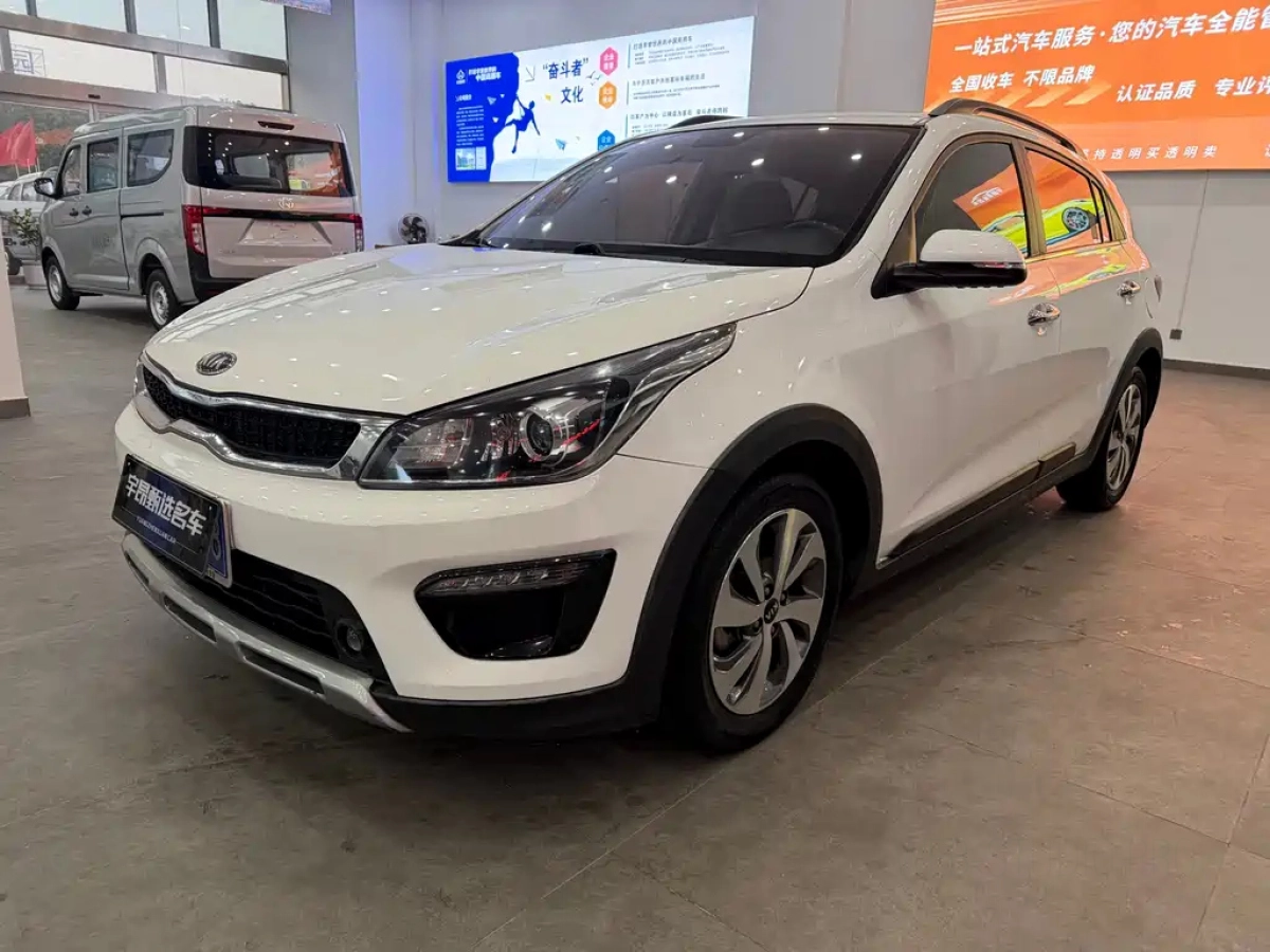 KIA KX CROSS  2019
