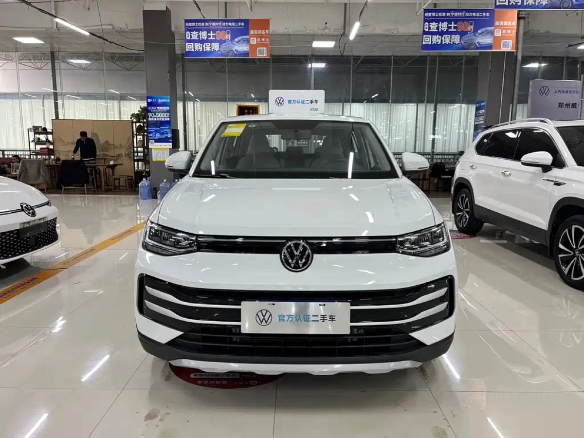 VOLKSWAGEN THARU
