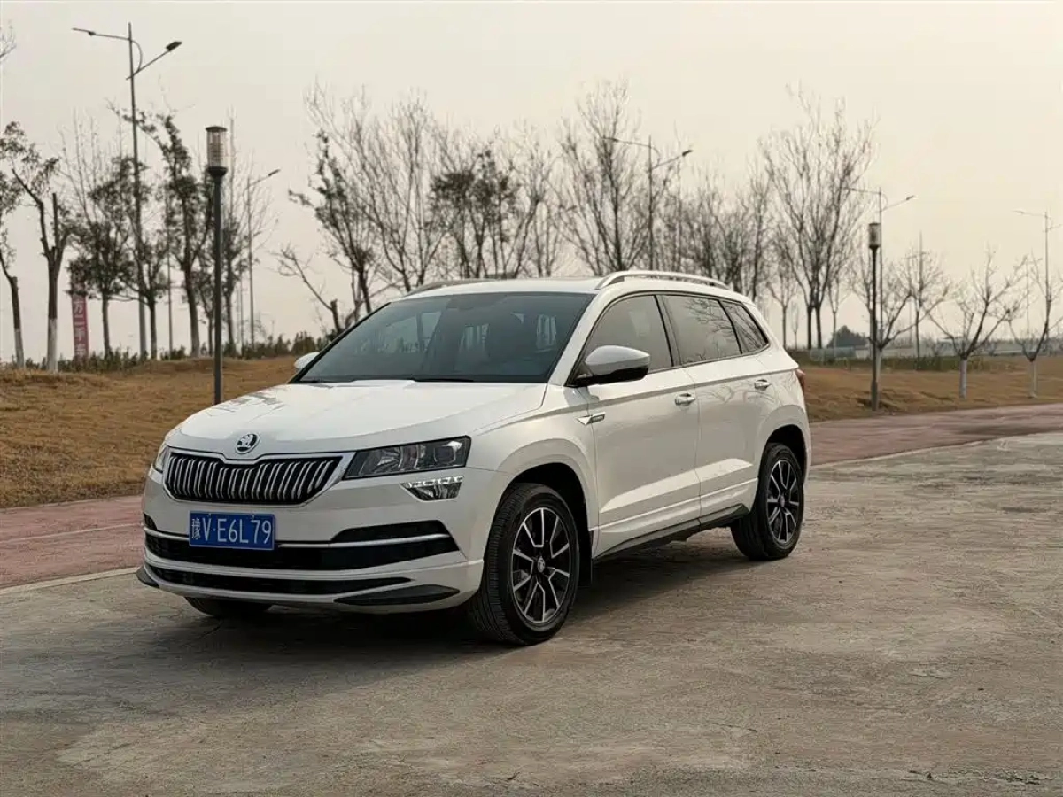 SKODA KAROQ  2022