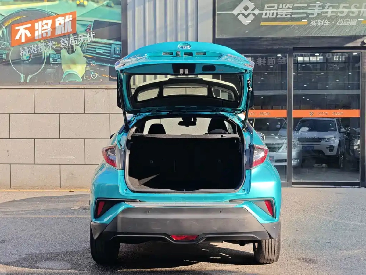 TOYOTA C-HR