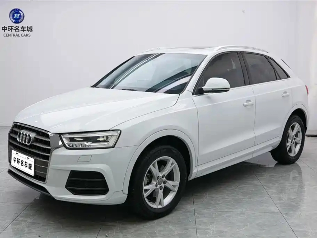 AUDI Q3  2019