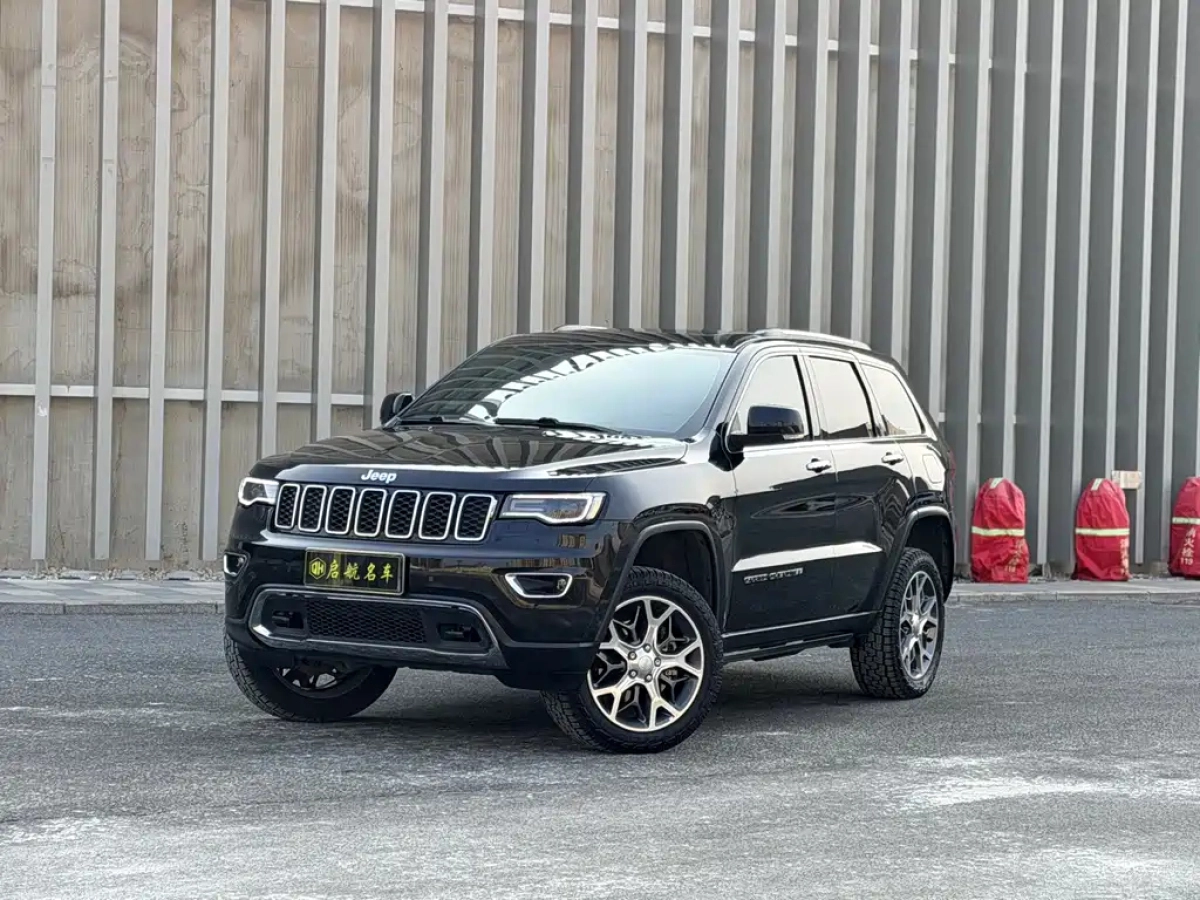 JEEP GRAND CHEROKEE
