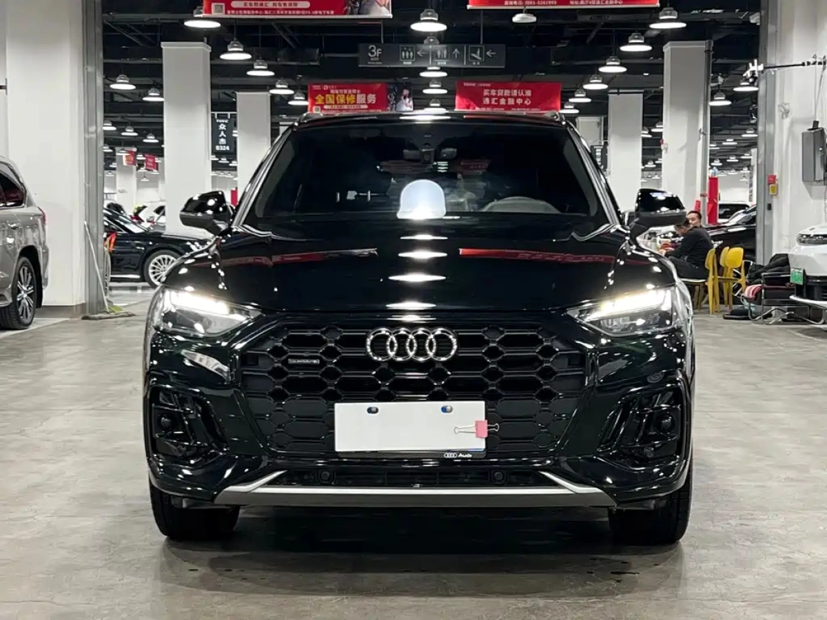 AUDI Q5L  2025