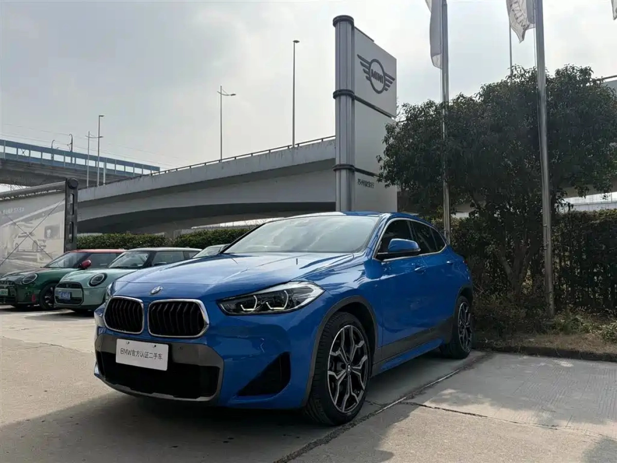 BMW X2