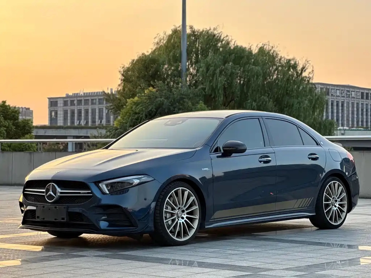 MERCEDES-BENZ A-CLASS AMG  2020