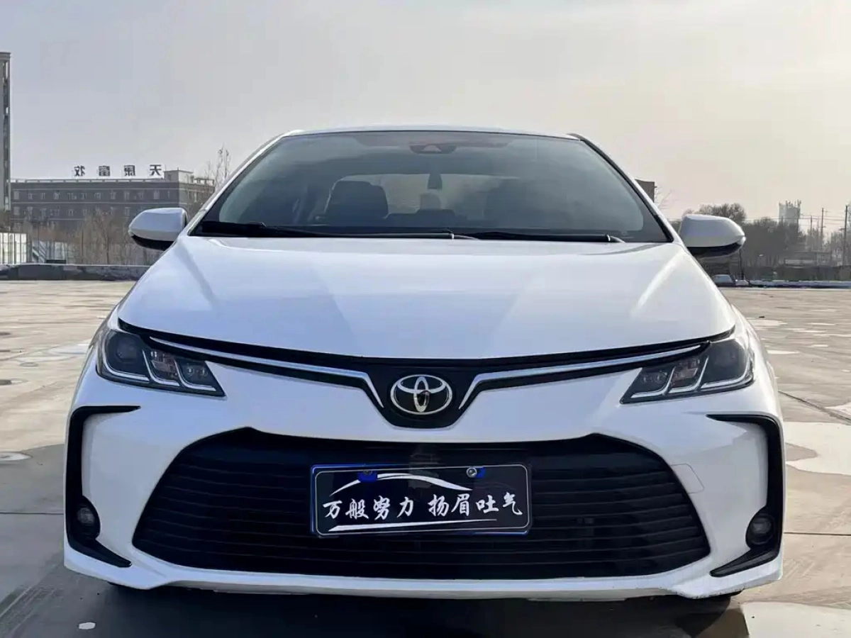 TOYOTA COROLLA  2023