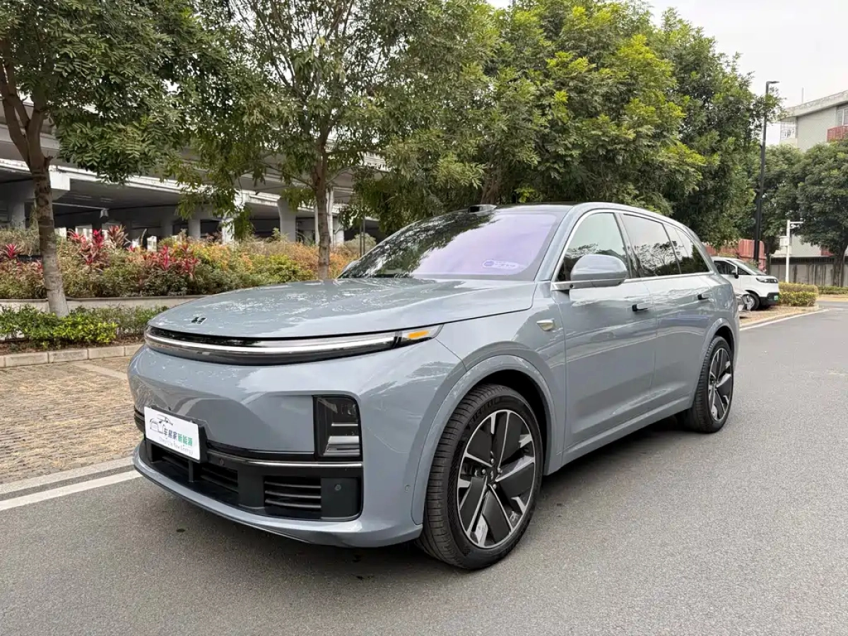 LI AUTO L7  2025