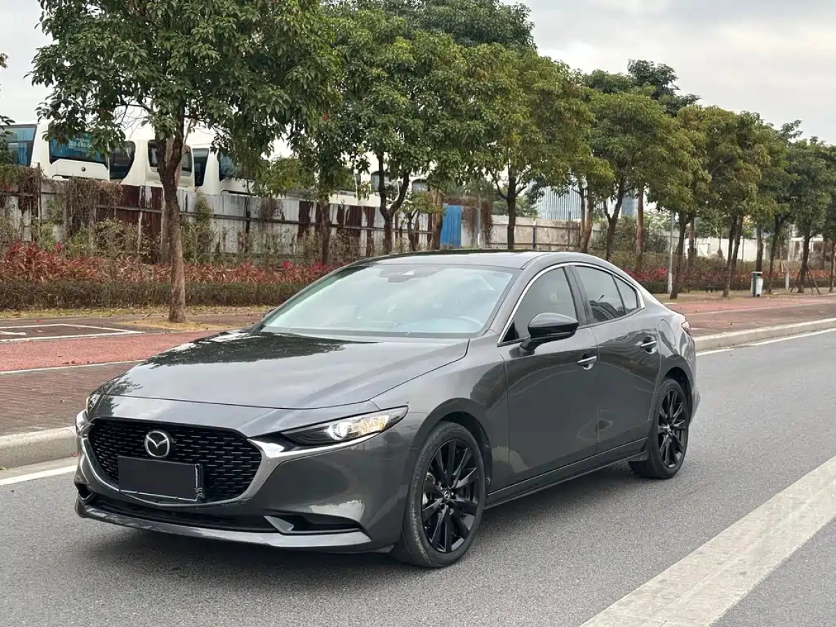 MAZDA 3 AXELA