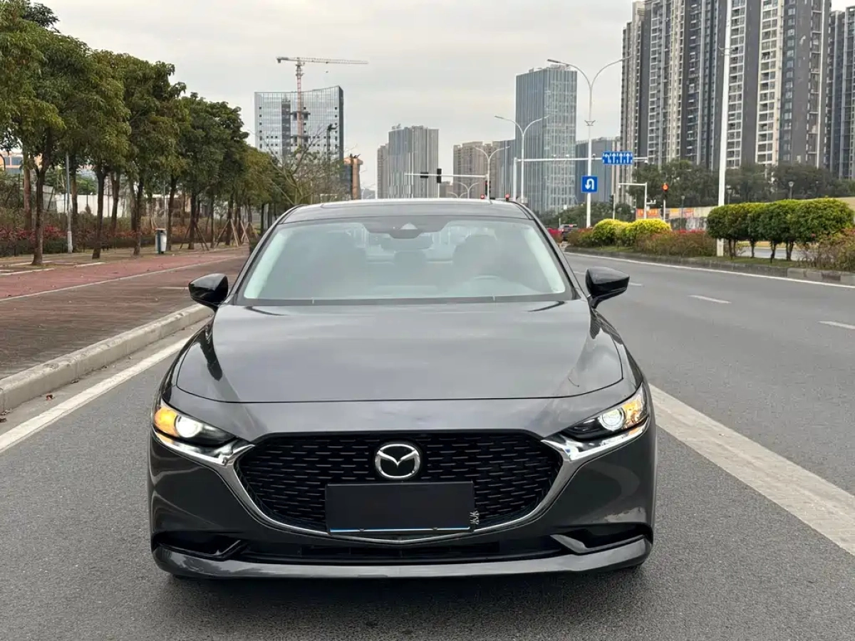MAZDA 3 AXELA