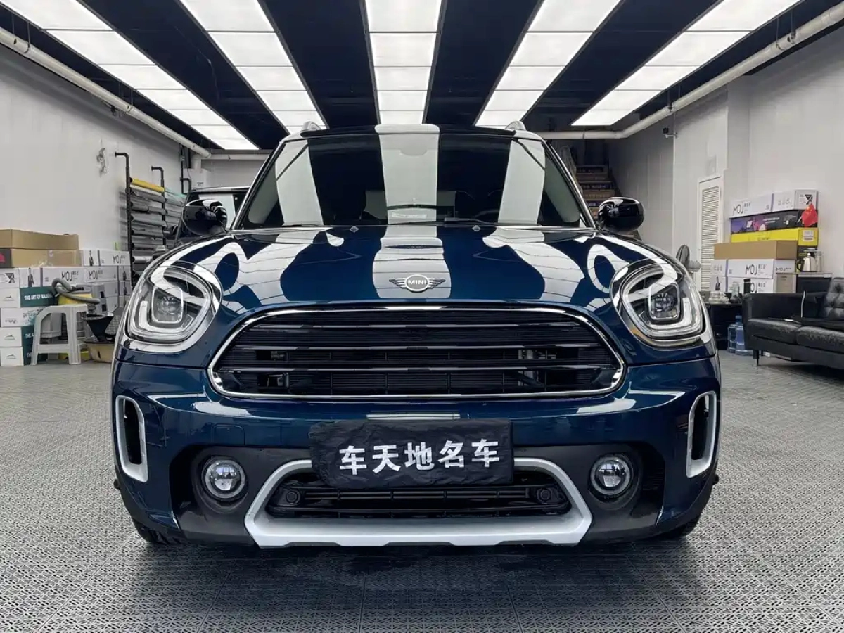 MINI COUNTRYMAN