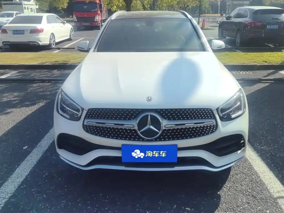 MERCEDES-BENZ GLC