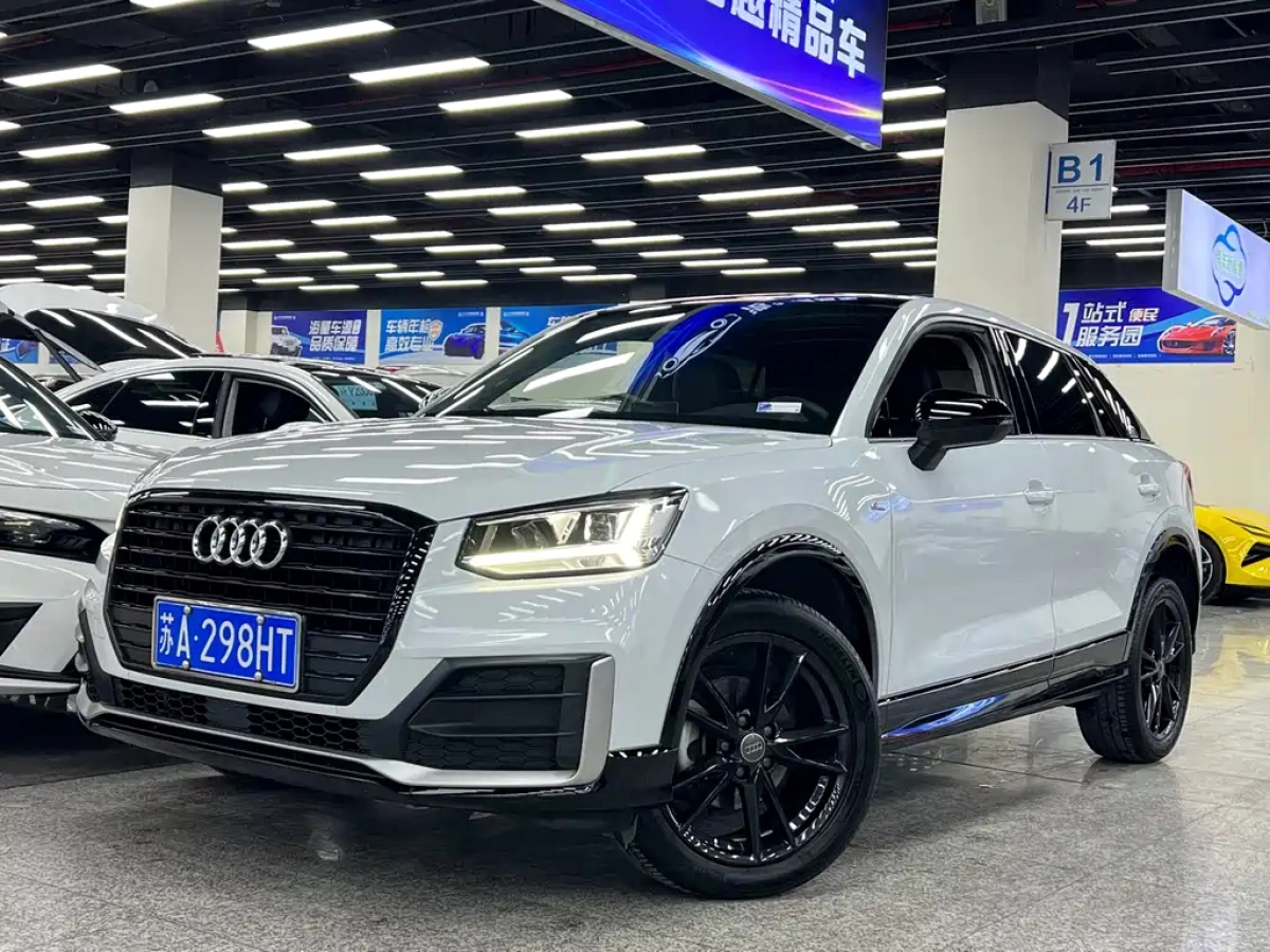 AUDI Q2L