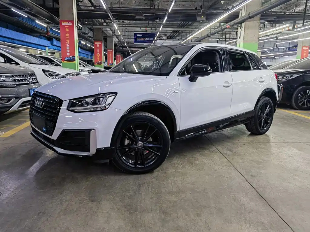 AUDI Q2L
