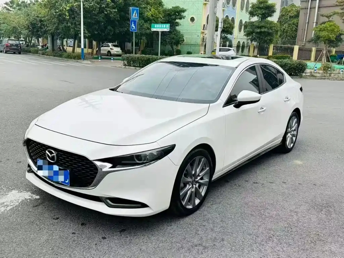 MAZDA 3 AXELA