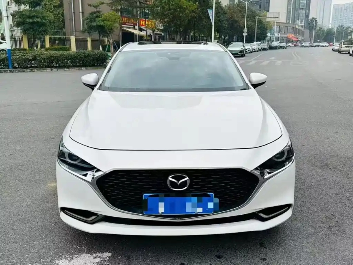 MAZDA 3 AXELA