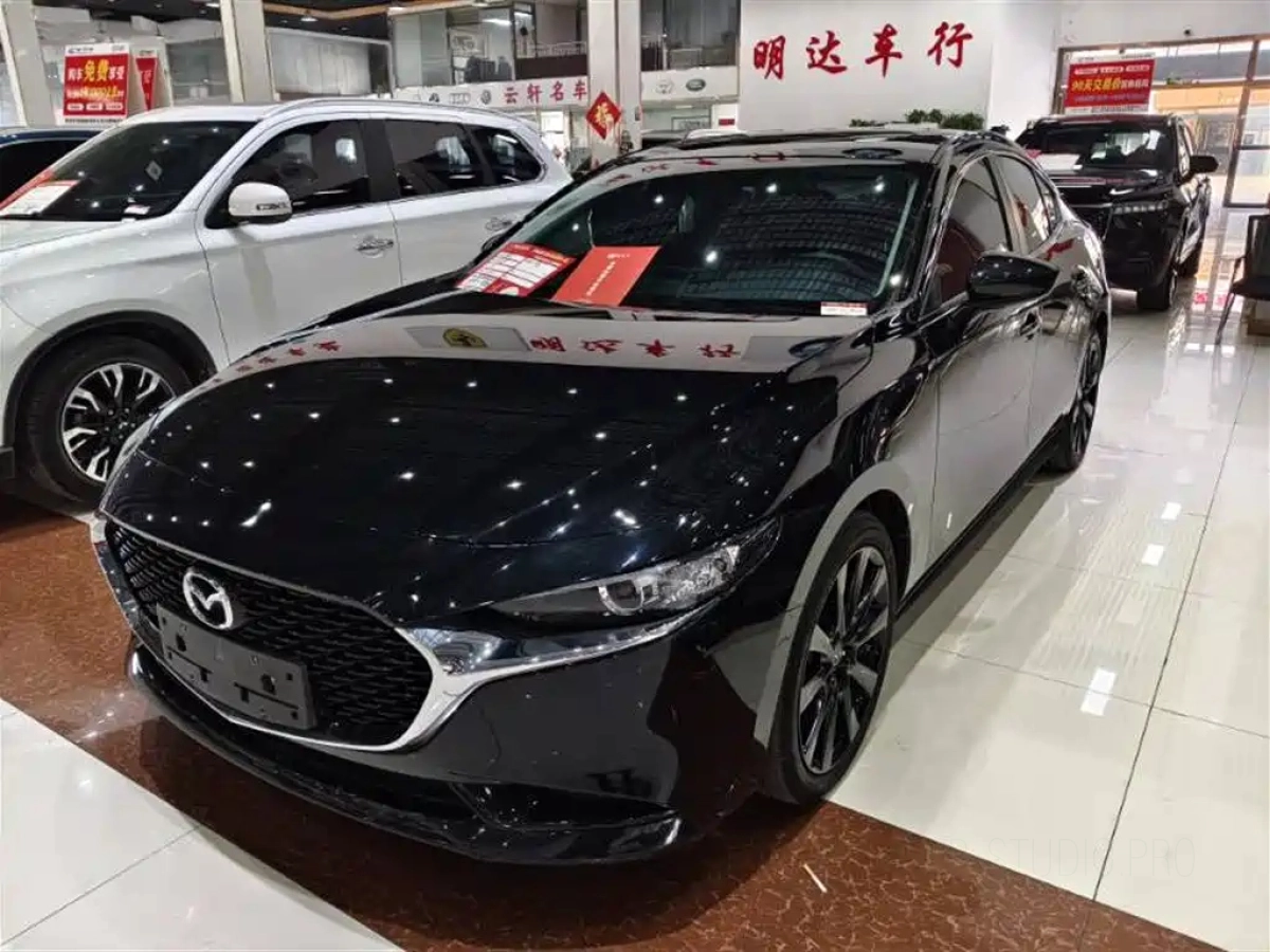 MAZDA 3 AXELA
