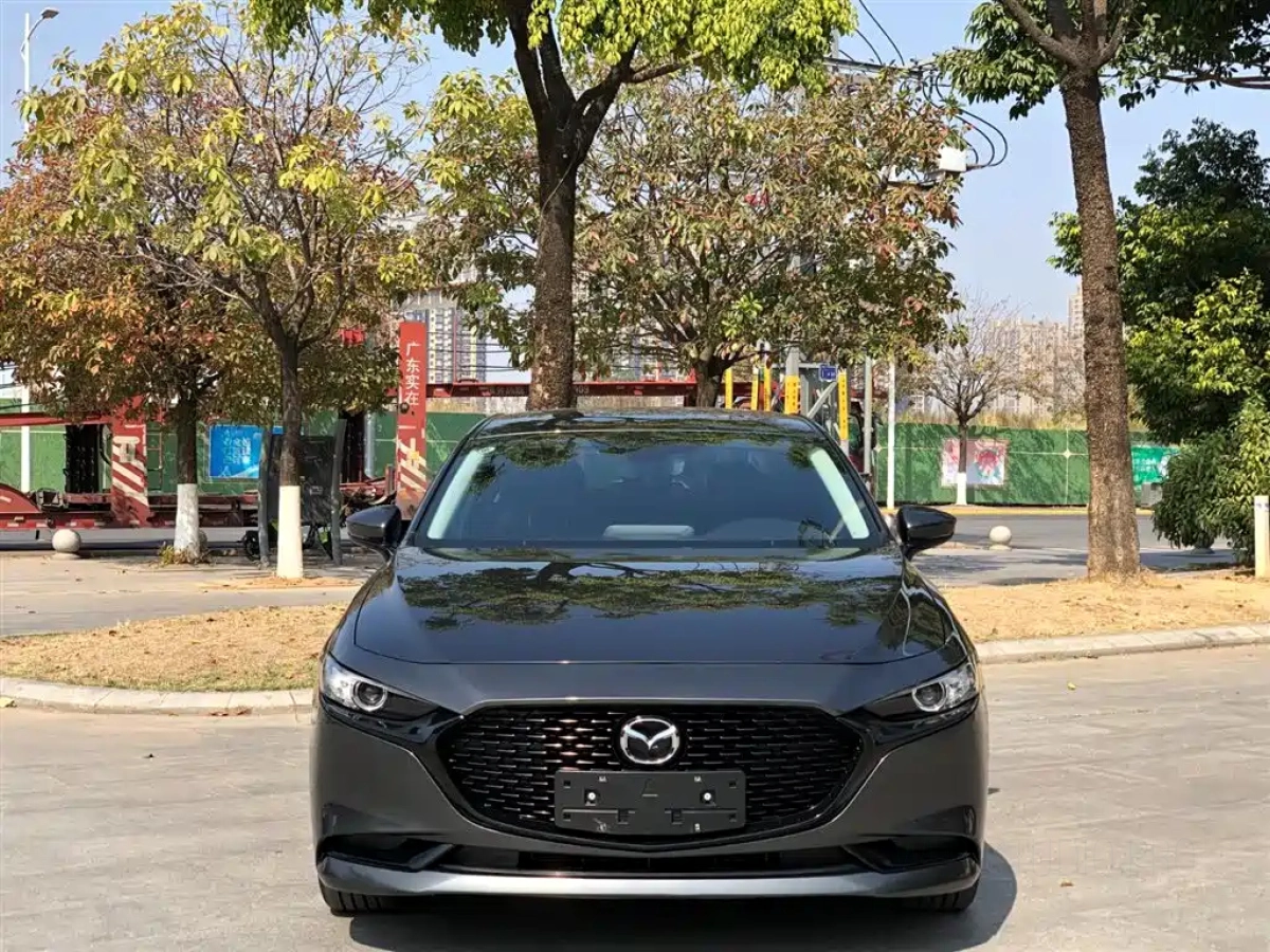 MAZDA 3 AXELA