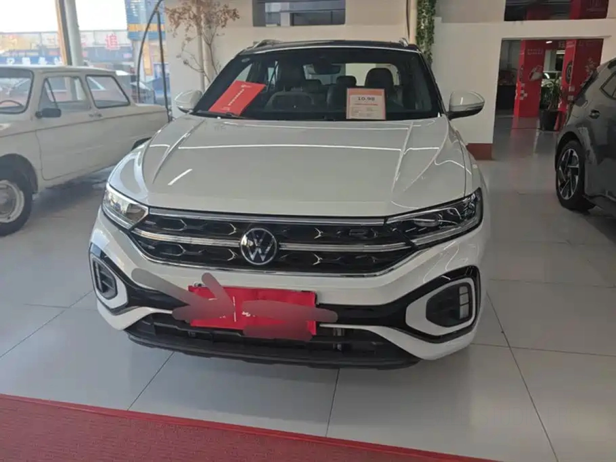 VOLKSWAGEN T-ROC