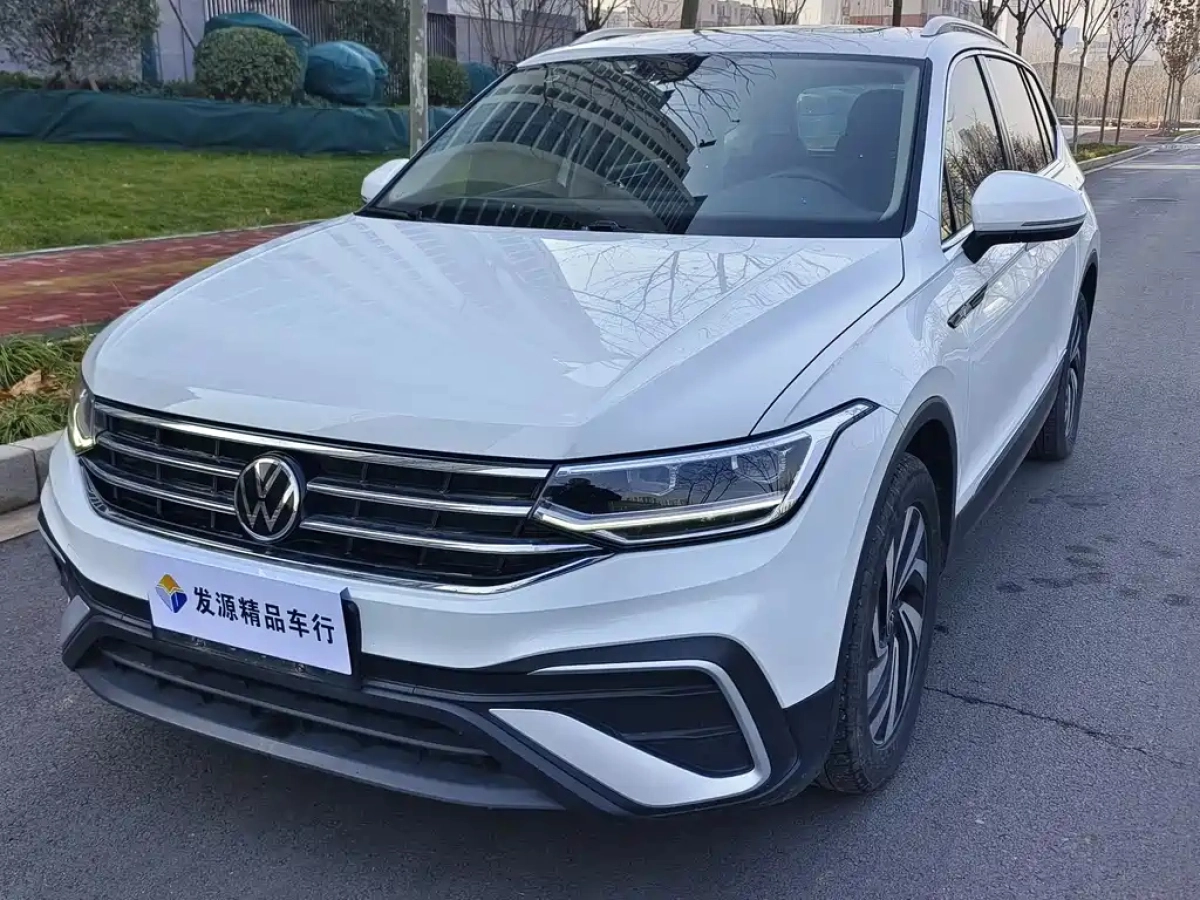 VOLKSWAGEN TIGUAN L  2023