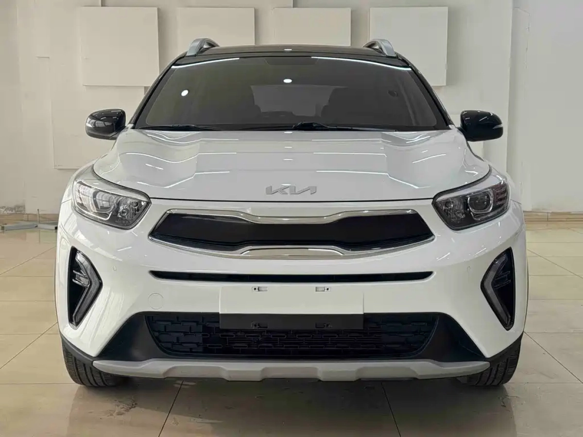 KIA KX1