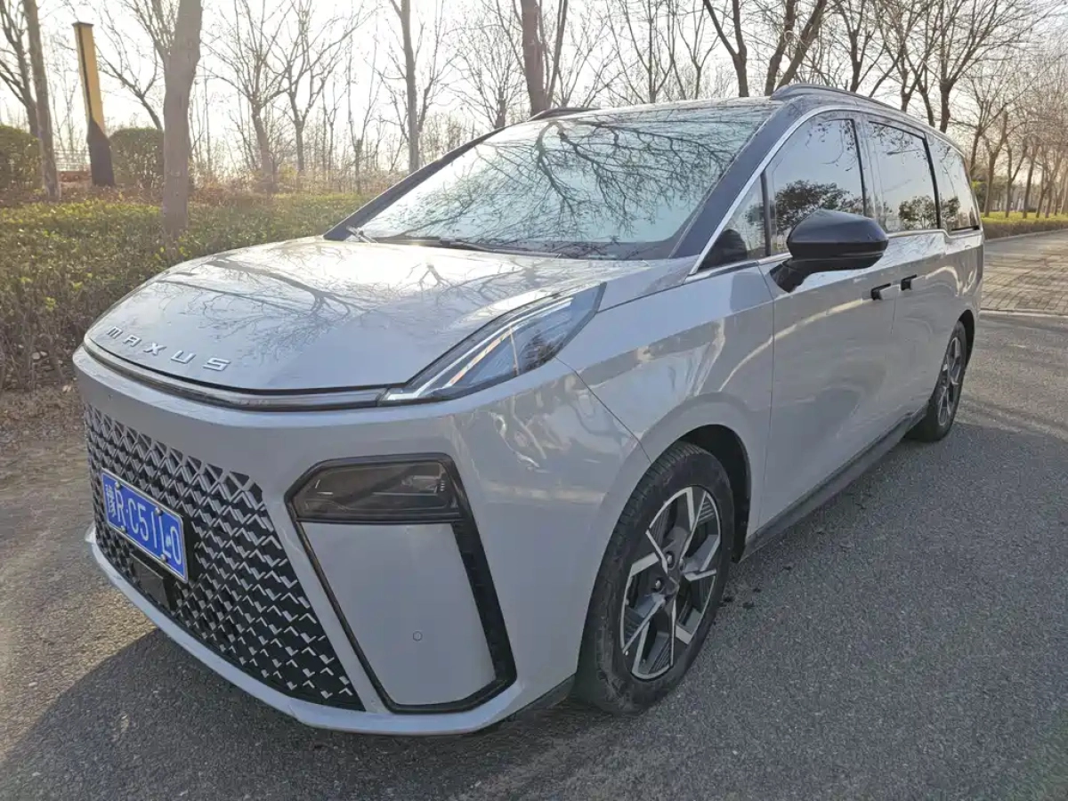 SAIC MAXUS G70  2023