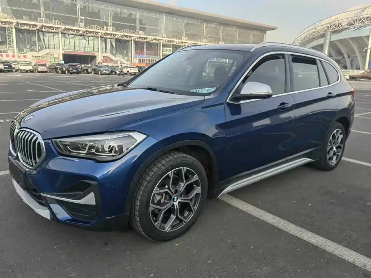 BMW X1  2021