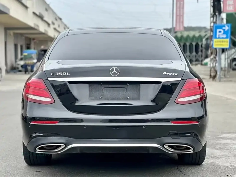 MERCEDES BENZ E-CLASS