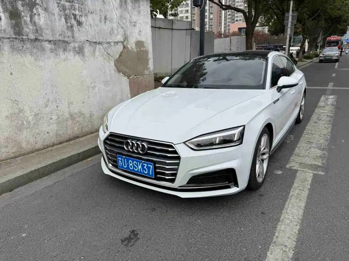 AUDI A5  2019