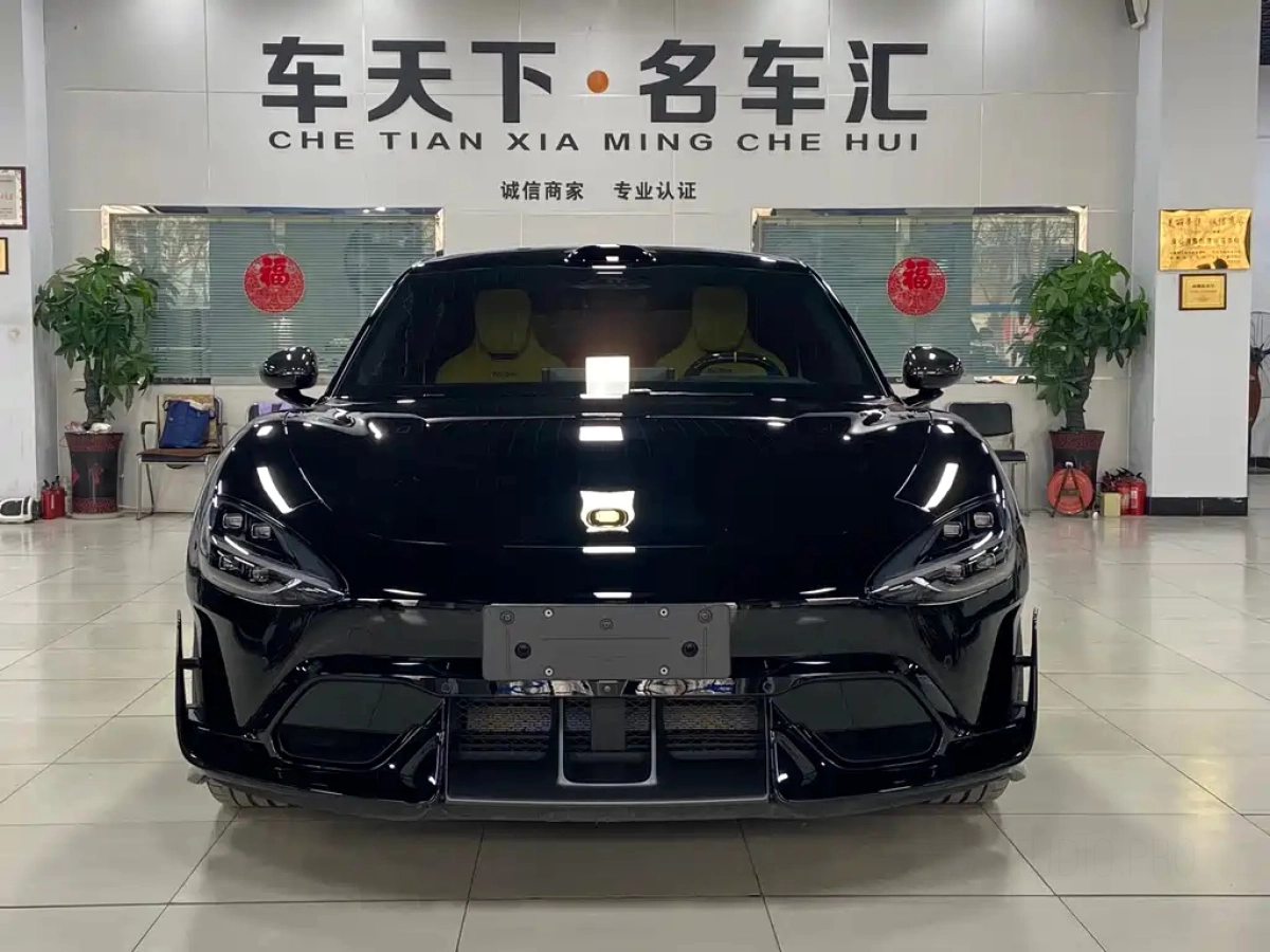 XIAOMI AUTO SU7 ULTRA  2025