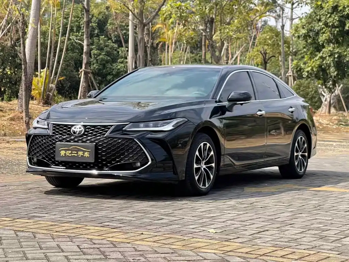 TOYOTA AVALON  2023