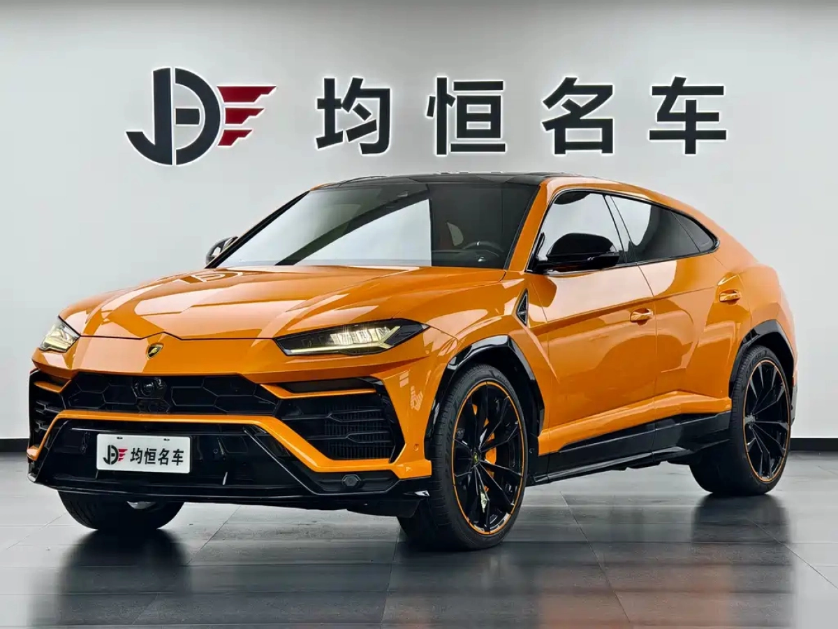 LAMBORGHINI URUS  2022