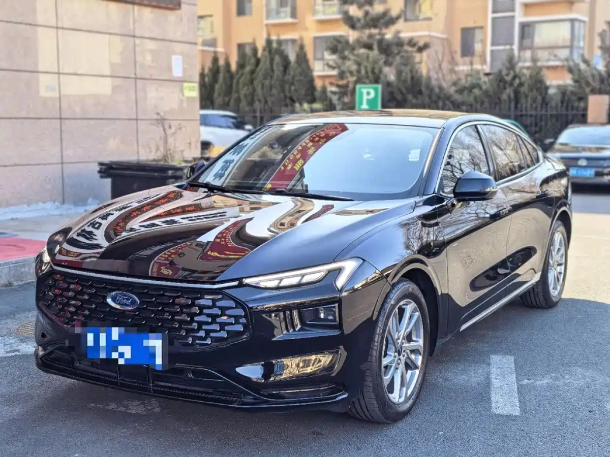 FORD MONDEO  2024