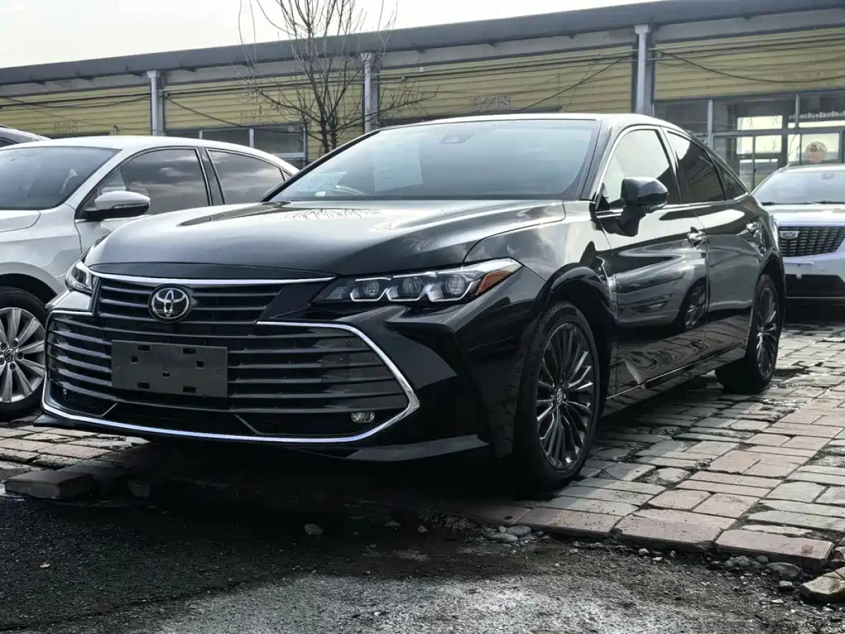 TOYOTA AVALON