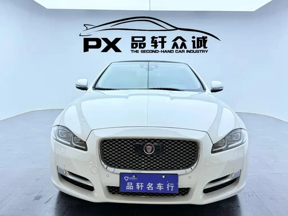 JAGUAR XJ