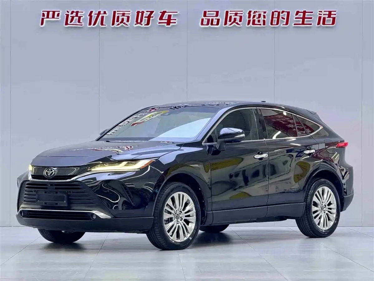 TOYOTA HARRIER  2022