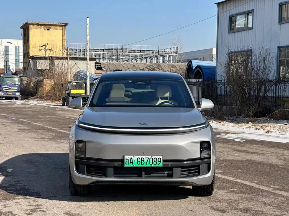 LI AUTO L8