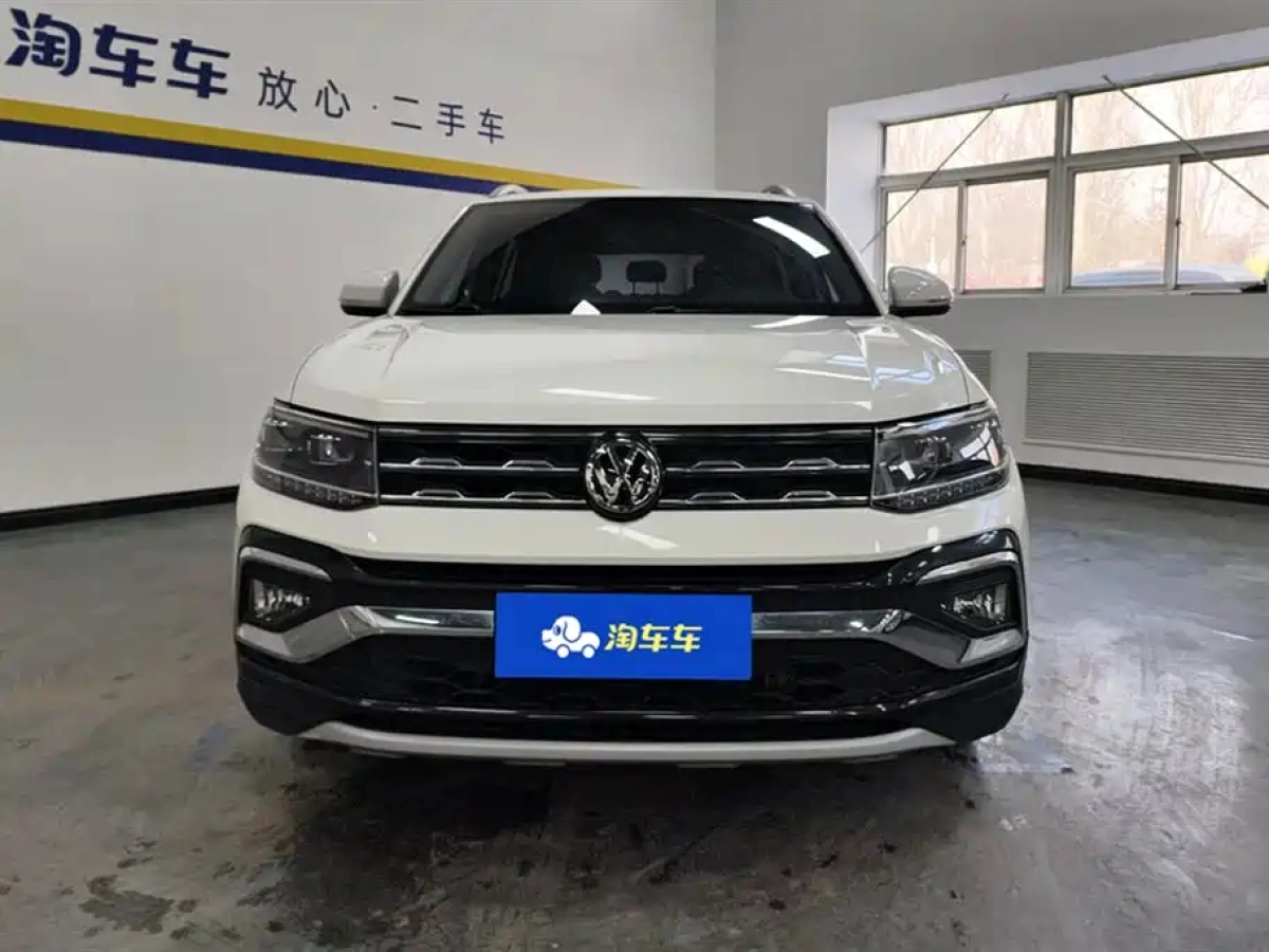 VOLKSWAGEN T-CROSS