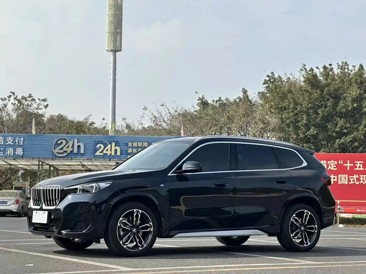 BMW X1  2025