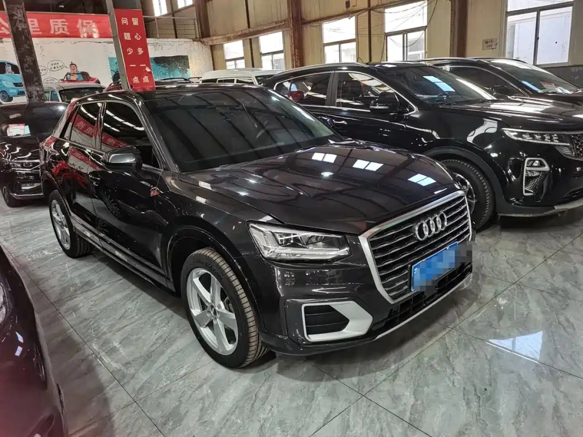 AUDI Q2L