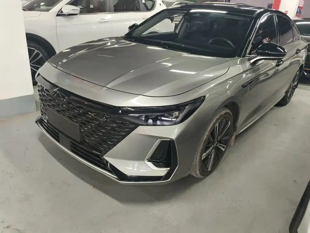 CHERY ARRIZO 8  2024