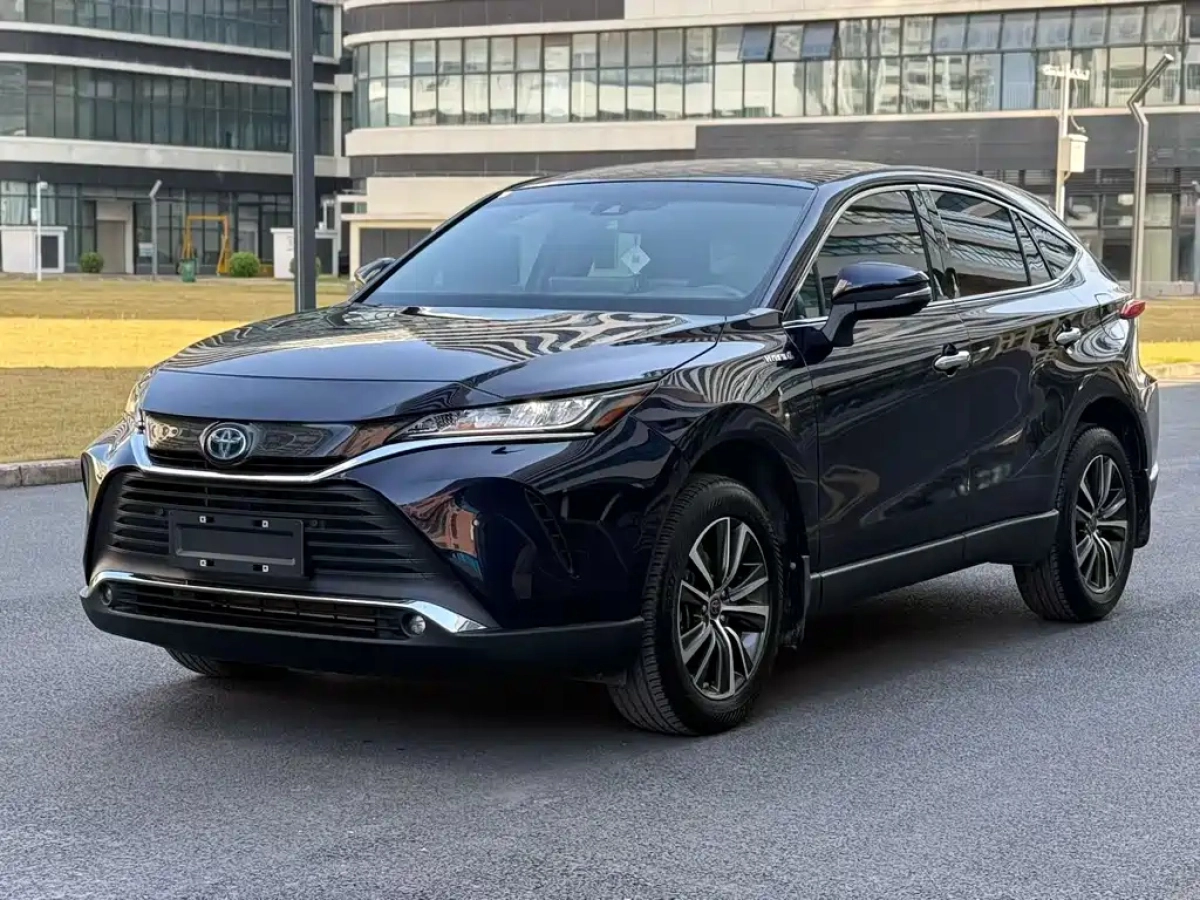 TOYOTA HARRIER  2022