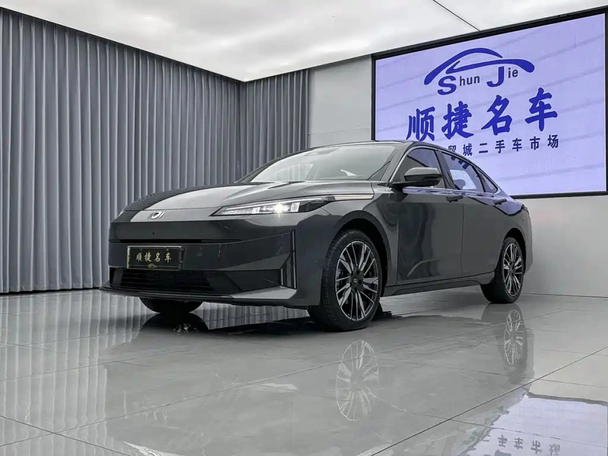 CHANGAN QIYUAN NEVO A05