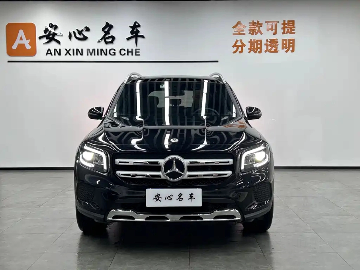 MERCEDES-BENZ GLB